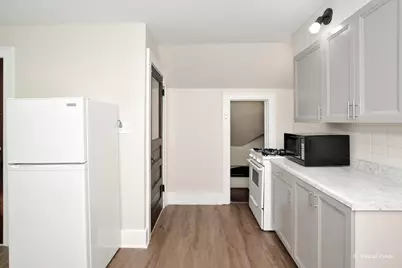 93 Elmhurst Street #2, Crystal Lake, IL 60014 - Photo 4