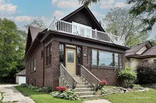 93 Elmhurst St, Crystal Lake, IL 60014 - Photo 1