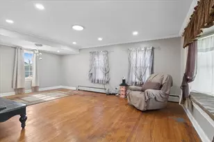 8233 Austin Ave, Morton Grove, IL 60053 - Photo 2