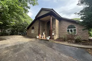 8951 W 99th St, Palos Hills, IL 60465 - Photo 2