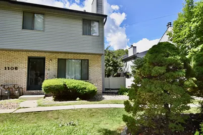 1106 E Jefferson Street #6, Bloomington, IL 61701 - Photo 1