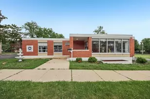 15 S E Ave, Aurora, IL 60505 - Photo 1
