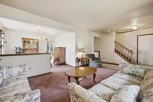 1730 Deer Run Dr, Montgomery, IL 60538 - Photo 4