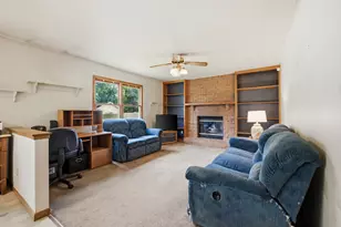 1730 Deer Run Dr, Montgomery, IL 60538 - Photo 10