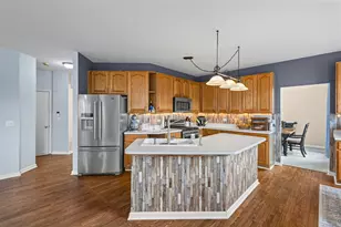 36844 N Deerview Dr, Lake Villa, IL 60046 - Photo 14