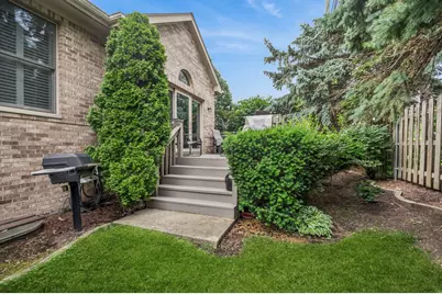 6735 N Cicero Avenue, Lincolnwood, IL 60712 - Photo 24