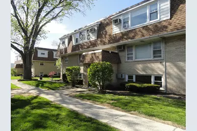 9907 W 58th Street #1, Countryside, IL 60525 - Photo 1