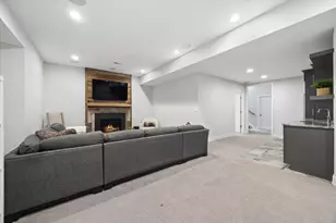 817 S Clay St, Hinsdale, IL 60521 - Photo 30