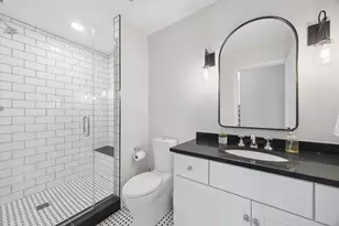 817 S Clay St, Hinsdale, IL 60521 - Photo 32