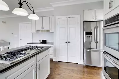 207 Lions Court, Lake Zurich, IL 60047 - Photo 10