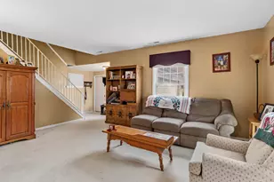 1321 Carol Ln, Naperville, IL 60565 - Photo 2