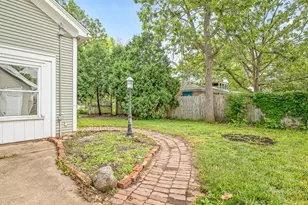 1810 Oxford St, Rockford, IL 61103 - Photo 46