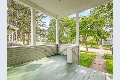 1810 Oxford Street, Rockford, IL 61103 - Photo 4
