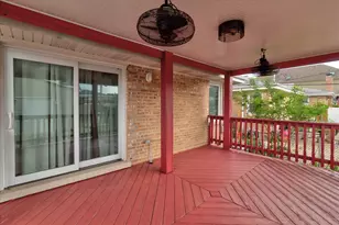 4836 N Mont Clare Ave, Chicago, IL 60656 - Photo 18