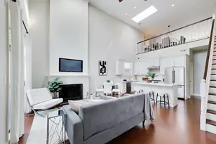 2133 N Southport Ave, Chicago, IL 60614 - Photo 4