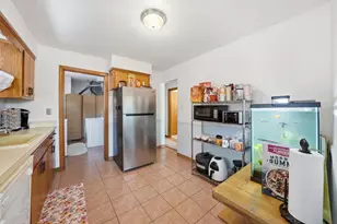 2616 121st St, Blue Island, IL 60406 - Photo 6