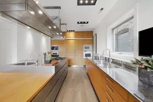 1955 W Cortland St, Chicago, IL 60622 - Photo 18