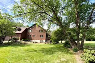 821 Bernal Ct, Spring Valley, IL 61362 - Photo 6