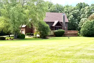 821 Bernal Ct, Spring Valley, IL 61362 - Photo 2
