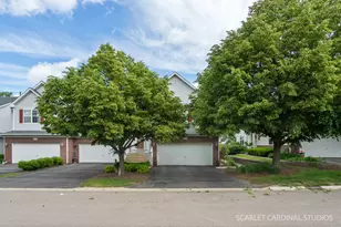 217 Ridge Rd, North Aurora, IL 60542 - Photo 2