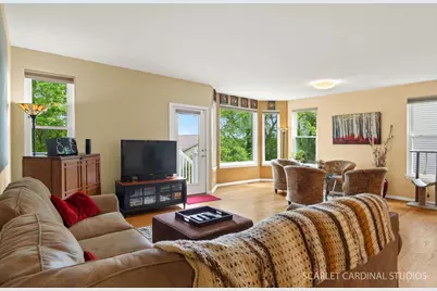 217 Ridge Road, North Aurora, IL 60542 - Photo 4