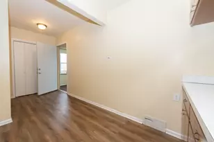 1103 N 15th Ave, Melrose Park, IL 60160 - Photo 8