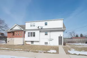 1103 N 15th Ave, Melrose Park, IL 60160 - Photo 2