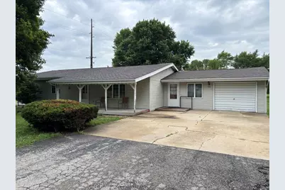 375 W Iroquois Street, Sheldon, IL 60966 - Photo 1