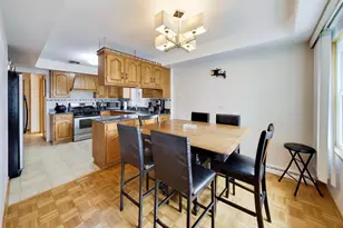8048 N Oketo Ave, Niles, IL 60714 - Photo 6