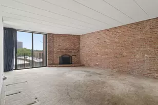 651 W Sheridan Rd, Chicago, IL 60613 - Photo 2