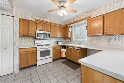 417 Taubert Avenue, Batavia, IL 60510 - Photo 10