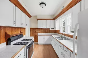 307 Wilcox St, Joliet, IL 60435 - Photo 8