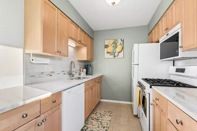 1342 S. 14th Street #B1, Saint Charles, IL 60174 - Photo 8