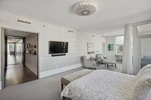 55 E Erie St, Chicago, IL 60611 - Photo 12