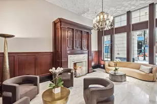 55 E Erie St, Chicago, IL 60611 - Photo 32
