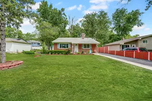 14 E Van Buren St, Villa Park, IL 60181 - Photo 2