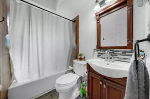 14 E Van Buren St, Villa Park, IL 60181 - Photo 10