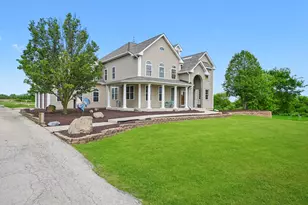 16512 Nelson Rd, Woodstock, IL 60098 - Photo 46