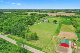 16512 Nelson Rd, Woodstock, IL 60098 - Photo 2