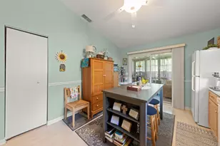 2S111 Waltham Ct, Warrenville, IL 60555 - Photo 12