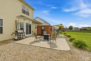 305 Shadow Wood Dr, Yorkville, IL 60560 - Photo 6