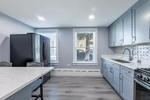6200 S Kolin Ave, Chicago, IL 60629 - Photo 10