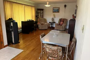 538 Dwight St, Kewanee, IL 61443 - Photo 6