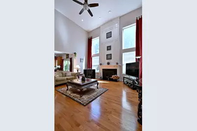 10 Sequoia Court, Streamwood, IL 60107 - Photo 12