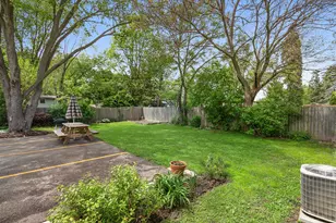 618 Barron Blvd, Grayslake, IL 60030 - Photo 16