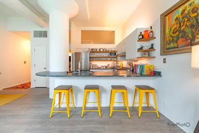 812 W Van Buren Street #3C, Chicago, IL 60607 - Photo 10