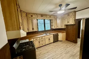 406 E St Paul St, Spring Valley, IL 61362 - Photo 12