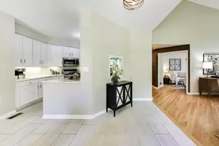 3026 Lexington Ln, Glenview, IL 60026 - Photo 4