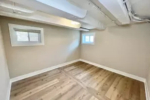 5547 N Central Ave, Chicago, IL 60630 - Photo 12