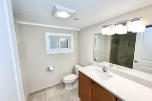 5547 N Central Ave, Chicago, IL 60630 - Photo 10